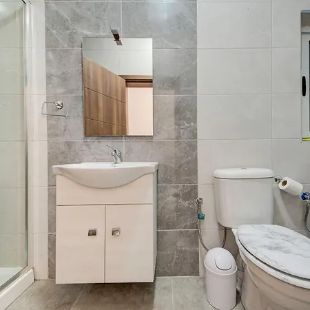 Fully Equipped In Msida With Wifi & Ac By 360 Estates