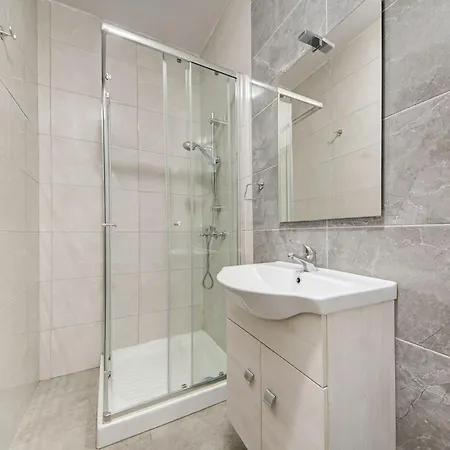 Fully Equipped In Msida With Wifi & Ac By 360 Estates