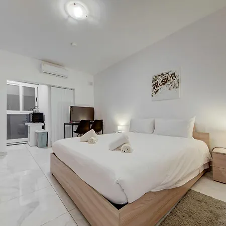 Fully Equipped In Msida With Wifi & Ac By 360 Estates アパート Tal-Ħriereb
