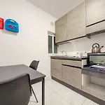 Fully Equipped In Msida With Wifi & Ac By 360 Estates Tal-Hriereb