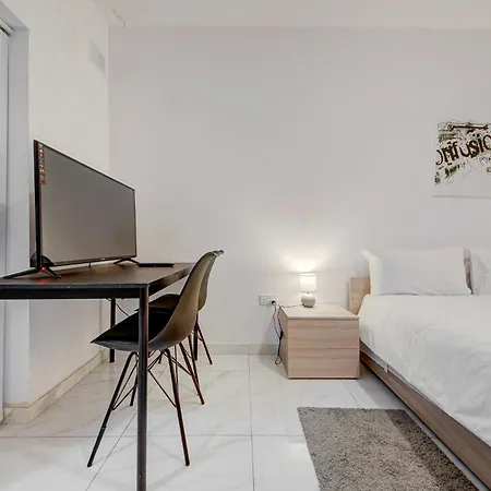 Fully Equipped In Msida With Wifi & Ac By 360 Estates