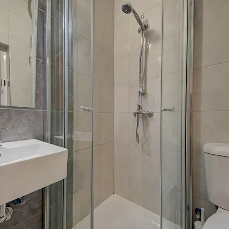 Fully Equipped In Msida With Wifi & Ac By 360 Estates דירה *