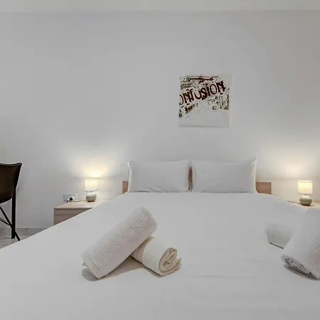 Fully Equipped In Msida With Wifi & Ac By 360 Estates *