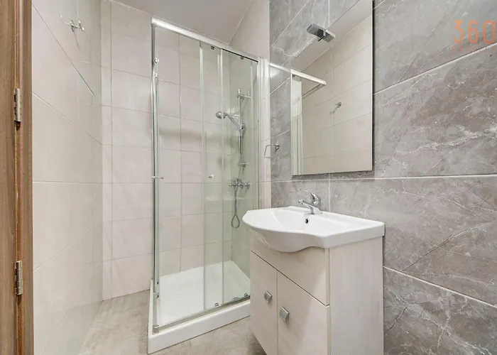 Fully Equipped In Msida With Wifi & Ac By 360 Estates