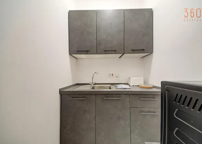 Fully Equipped In Msida With Wifi & Ac By 360 Estates
